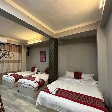 8848 Hostel Катманду Экстерьер фото